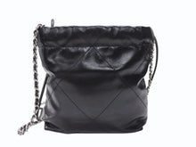 Load image into Gallery viewer, 極美品 CHANEL シャネル シャネル22 ミニ チェーンショルダーバッグ AS3980 ランダム番台 カーフスキン ブラック 中古 4c069520