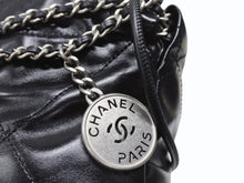 Load image into Gallery viewer, 極美品 CHANEL シャネル シャネル22 ミニ チェーンショルダーバッグ AS3980 ランダム番台 カーフスキン ブラック 中古 4c069520