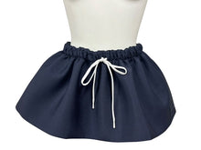 Load image into Gallery viewer, 極美品 MIUMIU ミュウミュウ モヘア ミニスカート MG2200 サイズ40 フレア ロゴパッチ ネイビー 24SS 中古 4b004626