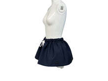 Load image into Gallery viewer, 極美品 MIUMIU ミュウミュウ モヘア ミニスカート MG2200 サイズ40 フレア ロゴパッチ ネイビー 24SS 中古 4b004626
