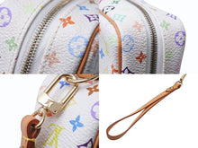 Load image into Gallery viewer, 極美品 LOUIS VUITTON ルイヴィトン トゥルース ワピティ ポーチ M58033 モノグラム マルチカラー ホワイト 村上隆 中古 4b004637