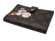 Load image into Gallery viewer, LOUIS VUITTON ルイヴィトン 手帳カバー アジェンダPM モノグラムパンダ 村上隆 R20011 ブラウン マルチカラー 美品 中古 4b004640