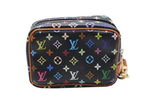 Load image into Gallery viewer, 極美品 LOUIS VUITTON ルイヴィトン ポーチ トゥルース ワピティ ポーチ M58034 モノグラム マルチカラー ブラック 村上隆 中古 4b004647