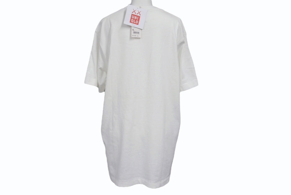 Very good condition UNIQLO x KAWS collaboration short sleeve T-shirt white size XL used 4b005648