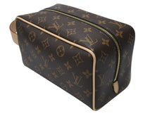 Load image into Gallery viewer, 新品未使用 LOUIS VUITTON ルイヴィトン ロッカー ドップ キット クラッチポーチバッグ M83112 ブラウン ゴールド金具 中古 4b004670