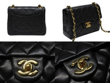 Load image into Gallery viewer, 極美品 CHANEL シャネル ミニマトラッセ 17 チェーンショルダーバッグ 1番台 ラムスキン ココマーク ブラック ゴールド金具 中古 4b004679