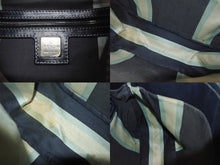 画像をギャラリービューアに読み込む, FENDI フェンディ ショルダーバッグ マンマバケット メタルバックル キャンバス ネイビーシルバー金具 美品 中古 4b004696