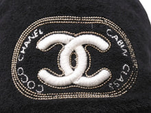 Load image into Gallery viewer, 極美品 CHANEL シャネル キャップ 帽子 ココマーク イアンコナー ブラック イタリア製 サイズM 美品 中古 4b004730