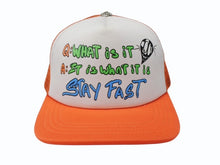 Load image into Gallery viewer, CHROME HEARTS クロムハーツ MATTY BOY マッティボーイ STAY FAST ステイファスト トラッカー メッシュキャップ オレンジ 美品 中古 4b004736