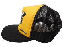 Load image into Gallery viewer, 極美品 CHROME HEARTS クロムハーツ MATTY BOY マッティボーイ LiNK トラッカー メッシュキャップ ONE SIZE イエロー ブラック 中古 4b004738