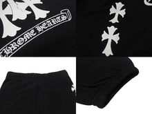 Load image into Gallery viewer, 極美品 CHROME HEARTS クロムハーツ スウェットパンツ セメタリークロスプリント コットン ブラック ホワイト サイズXS 中古 4b004751