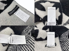 Load image into Gallery viewer, CHROME HEARTS クロムハーツ BREAK THE ICE CASHMERE BLANKET CHプラスレザーパッチ チェッカードカシミヤブランケット 美品 中古 4b004785