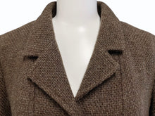 Load image into Gallery viewer, CHANEL シャネル ロングコート P08179V04978 サイズ38 ココマーク ブラウン ツイード ウール フランス製 美品 中古 4b004793