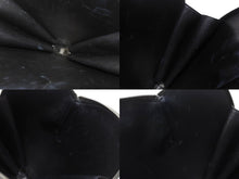 画像をギャラリービューアに読み込む, ALAIA アライア ハートシェイプ ロゴディテール ショルダーバッグ ジップポーチ レザー シルバー 美品 中古 4b004799