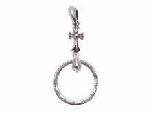 Load image into Gallery viewer, 極美品 CHROME HEARTS クロムハーツ EWLP NTFL ベイビーファットクロス アイウェアループ ペンダントトップ 重量約10.9g シルバー 中古 4b004814