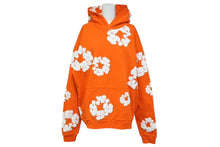 Load image into Gallery viewer, 新品未使用 DENIM TEARS デニムティアーズ THE COTTON WREATH コットンリース フーディー 0F28883E サイズXL オレンジ 中古 4b004848