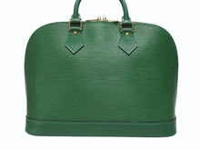Load image into Gallery viewer, 極美品 LOUIS VUITTON ルイヴィトン アルマPM ハンドバッグ M52144 エピ レザー ゴールド金具 グリーン 中古 4b004861