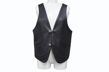 Load image into Gallery viewer, 極美品 CHROME HEARTS クロムハーツ CLASSC 2B LTHR クラシック 2Bレザーベスト サイズS クロスボールボタン スクロールラベル 中古 4b004870