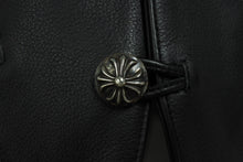 Load image into Gallery viewer, 極美品 CHROME HEARTS クロムハーツ CLASSC 2B LTHR クラシック 2Bレザーベスト サイズS クロスボールボタン スクロールラベル 中古 4b004870