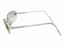 Load image into Gallery viewer, CHANEL シャネル リムレス サングラス サイズ57◻︎18 130 ココマーク メタル プラスチック グレー シルバー 美品 中古 4b004897