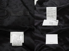 Load image into Gallery viewer, 極美品 CHROME HEARTS クロムハーツ 総柄 マルチモチーフ シルク ガウンコート ブラック サイズM 中古 4b004925