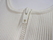 画像をギャラリービューアに読み込む, CELINE セリーヌ ボディスーツ トップス 2A08V372N ハーフジップ サイドロゴ コットンリブ アイボリー 美品 中古 4b004935