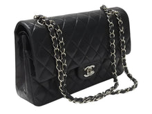 Load image into Gallery viewer, CHANEL シャネル マトラッセ25 Wフラップ Wチェーンショルダーバッグ 6番台 ココマーク ラムスキン ブラック 美品 中古 4b004966