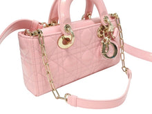 Load image into Gallery viewer, 極美品 Christian Dior クリスチャンディオール Lady Dior レディディオール スモール 2WAYバッグ ピンク ヴェルニ 中古 4b004970