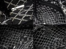 Load image into Gallery viewer, CHANEL シャネル エッセンシャルトート トートバッグ A46882 12番台 ココマーク レザー ブラック シルバー金具 美品 中古 4b004989