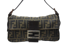 画像をギャラリービューアに読み込む, FENDI フェンディ ハンドバッグ ズッカ柄 マンマバケット ブラウン キャンバス レザー 26424 シルバー金具 美品 中古 4b004992
