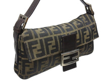 画像をギャラリービューアに読み込む, FENDI フェンディ ハンドバッグ ズッカ柄 マンマバケット ブラウン キャンバス レザー 26424 シルバー金具 美品 中古 4b004992