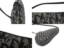 画像をギャラリービューアに読み込む, ChristianDior クリスチャンディオール サドルポーチ ワンショルダーバッグ MC 1002 トロッター エンボスロゴ ブラック 美品 中古 4b005000