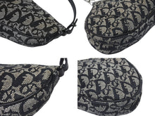 画像をギャラリービューアに読み込む, ChristianDior クリスチャンディオール サドルポーチ ワンショルダーバッグ MC 1002 トロッター エンボスロゴ ブラック 美品 中古 4b005000