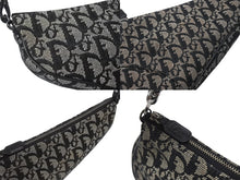 画像をギャラリービューアに読み込む, ChristianDior クリスチャンディオール サドルポーチ ワンショルダーバッグ MC 1002 トロッター エンボスロゴ ブラック 美品 中古 4b005000