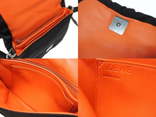 画像をギャラリービューアに読み込む, 新品未使用 LOEWE ロエベ ショルダーバッグ GOYA PUFFER アナグラム B896G22X01 ナイロン カーフ ブラック シルバー金具 中古 4b005007