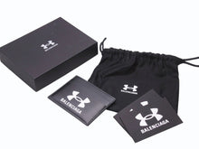 画像をギャラリービューアに読み込む, 新品未使用 BALENCIAGA × UNDER ARMOUR バレンシアガ アンダーアーマー 25 Spring Collection ロゴ カードケース ブラック カーフスキン 817719 2ABLN 1000 中古 4b005018