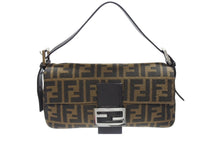 画像をギャラリービューアに読み込む, FENDI フェンディ マンマバケット ワンショルダーバッグ 26424 ズッカ柄 キャンバス レザー ブラウン シルバー金具 美品 中古 4b005922