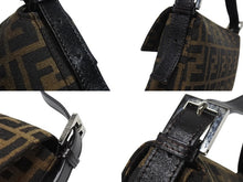 画像をギャラリービューアに読み込む, FENDI フェンディ マンマバケット ワンショルダーバッグ 26424 ズッカ柄 キャンバス レザー ブラウン シルバー金具 美品 中古 4b005922