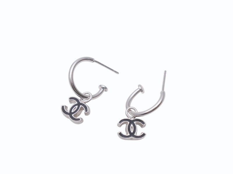 極美品 CHANEL シャネル ココマーク ピアス 両耳 フープ ぶら下がり 08P刻印 2.9g メタル シルバー 中古 4b005026