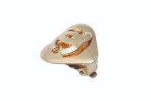 Load image into Gallery viewer, CHANEL シャネル ココマーク ハート イヤリング 両耳 アクセサリー 93P刻印 18g GP ゴールド 中古 44b005032