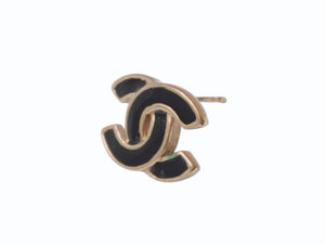 極美品 CHANEL シャネル ココマーク ピアス 両耳 アクセサリー 02A刻印 4.1g GP ブラック ゴールドフレーム 中古 4b005033