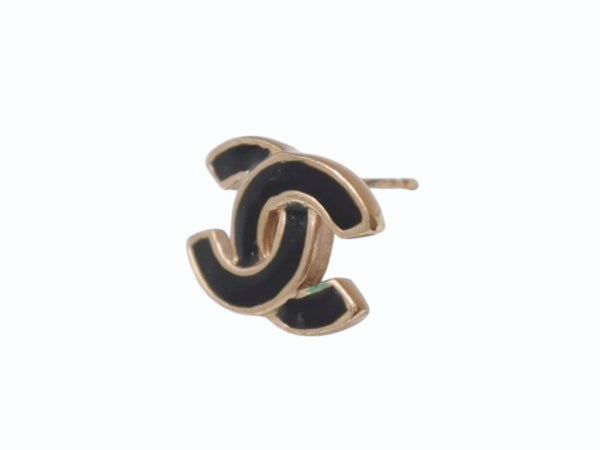 極美品 CHANEL シャネル ココマーク ピアス 両耳 アクセサリー 02A刻印 4.1g GP ブラック ゴールドフレーム 中古 4b005033