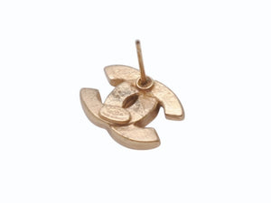 極美品 CHANEL シャネル ココマーク ピアス 両耳 アクセサリー 02A刻印 4.1g GP ブラック ゴールドフレーム 中古 4b005033