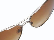Load image into Gallery viewer, CHANEL シャネル ティアドロップ サングラス ココマーク 4189 イタリア製 メタル ブラウン シルバー金具 美品 中古 4b005037