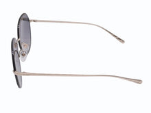 Load image into Gallery viewer, 極美品 CHANEL シャネル サングラス ゴールドフレーム 4251-J イタリア製 メタル ブラック ゴールド金具 サイズ55◻︎19 135 中古 4b005038