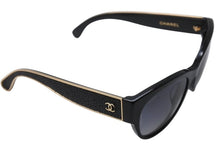 Load image into Gallery viewer, 極美品 CHANEL シャネル サングラス ココマーク BC8721049 プラスチック ガルーシャ ブラック ゴールド金具 中古 4b005041