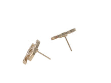 Load image into Gallery viewer, CHANEL シャネル ココマーク ピアス 重量約2.9g F14V刻印 ラインストーン メタル GP ゴールド クリア 両耳用 美品 中古 4b005043