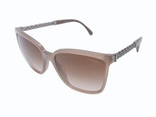 Load image into Gallery viewer, 極美品 CHANEL シャネル サングラス チェーンテンプル 5325A プラスチック メタル ブラウン シルバー金具 54◻︎17 140 中古 4b005045