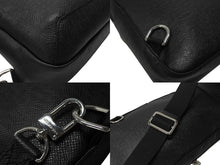 画像をギャラリービューアに読み込む, LOUIS VUITTON ルイヴィトン タイガ アヴェニュー スリングバッグ ボディバッグ M30443 ブラック シルバー金具 美品 中古 4b005050