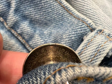 Load image into Gallery viewer, CHROME HEARTS クロムハーツ クロスパッチ デニム パンツ リーバイス LEVI`S 517 オーダー サイズ34 ブルー 美品 中古 4b005057